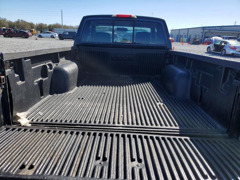 2004 Nissan Frontier King cab xe