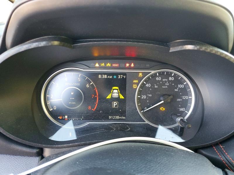 2023 Nissan Versa sr