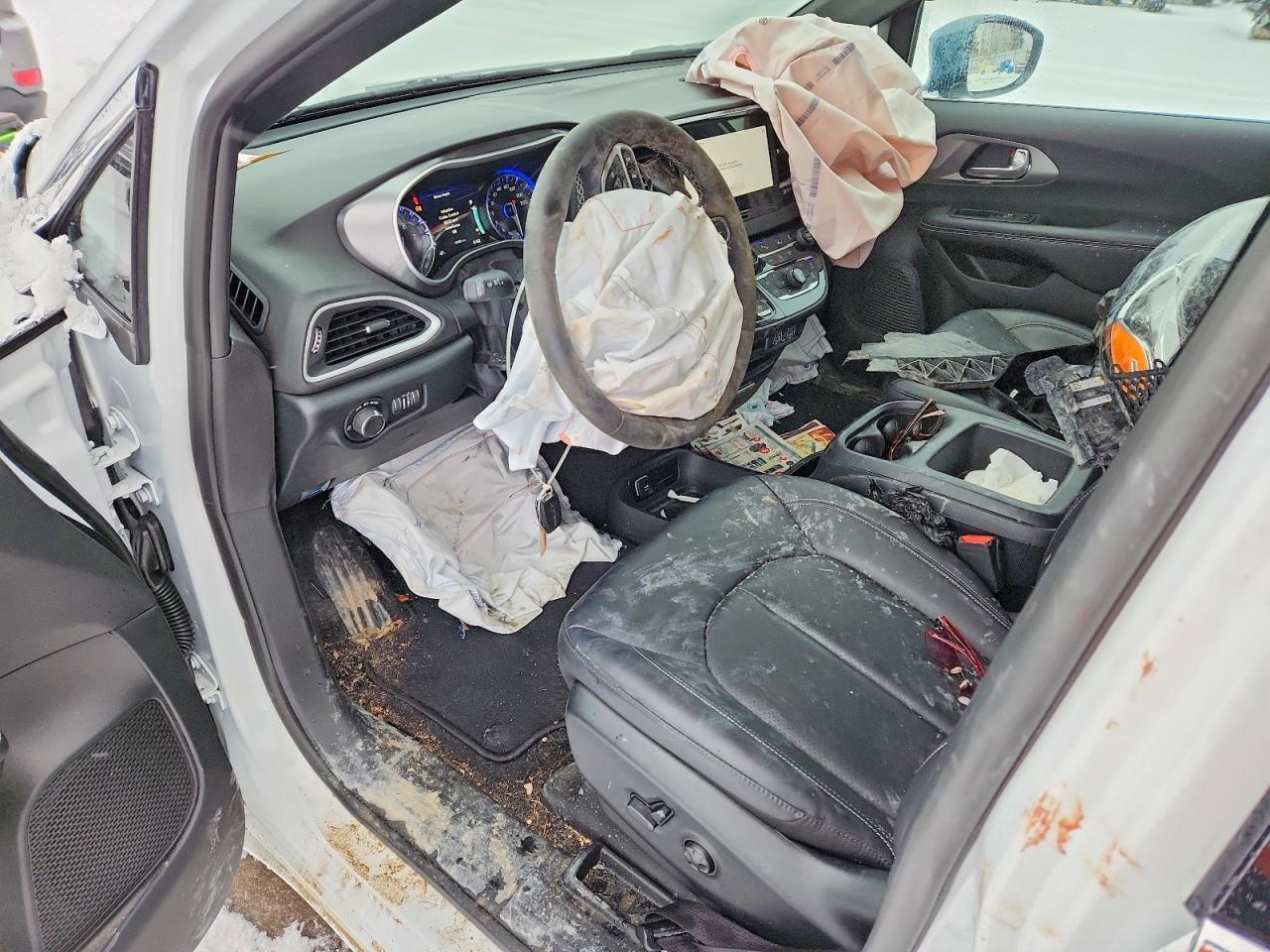 2025 Chrysler Grand Caravan sxt