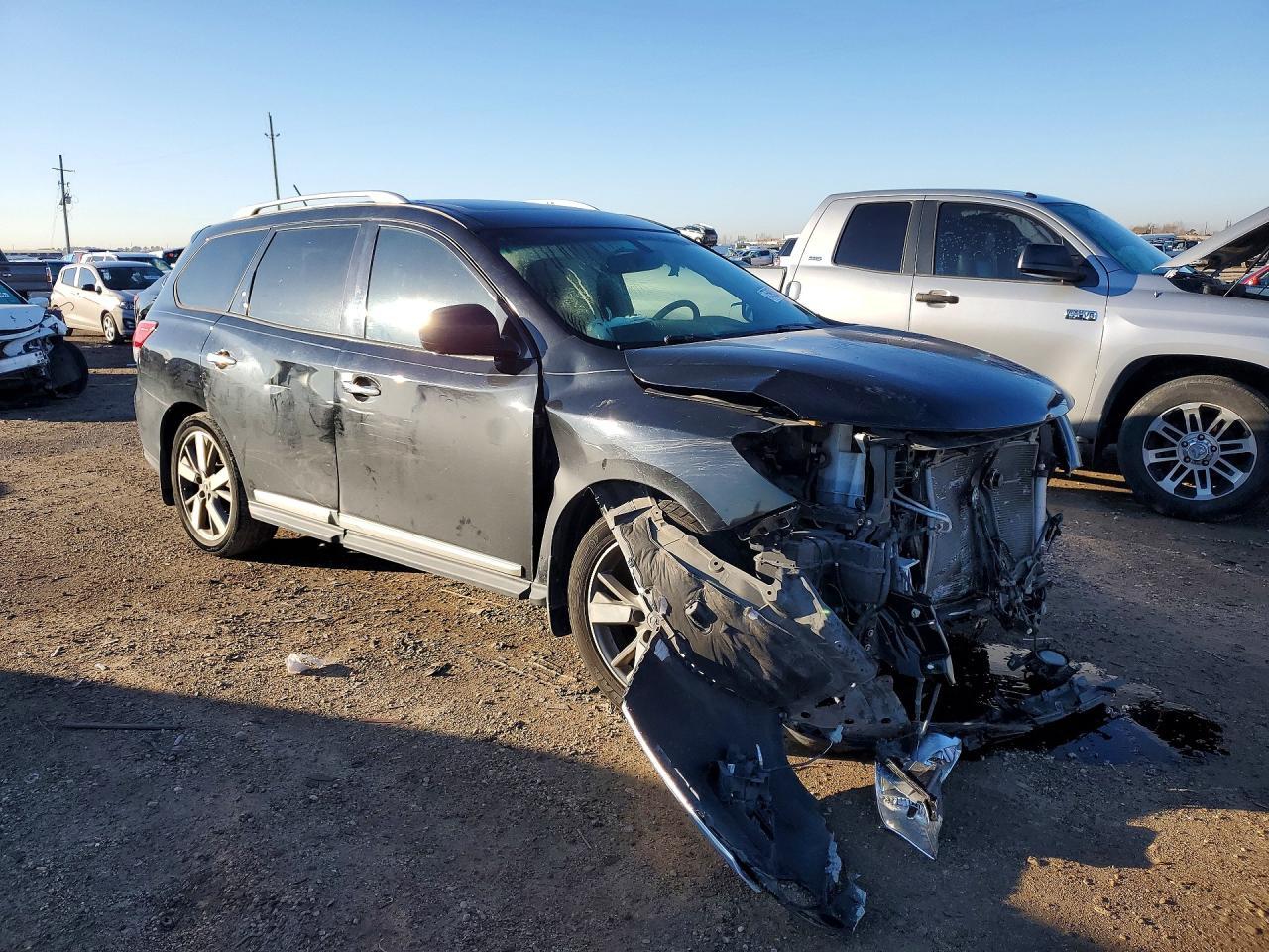2015 Niss Pathfinder
