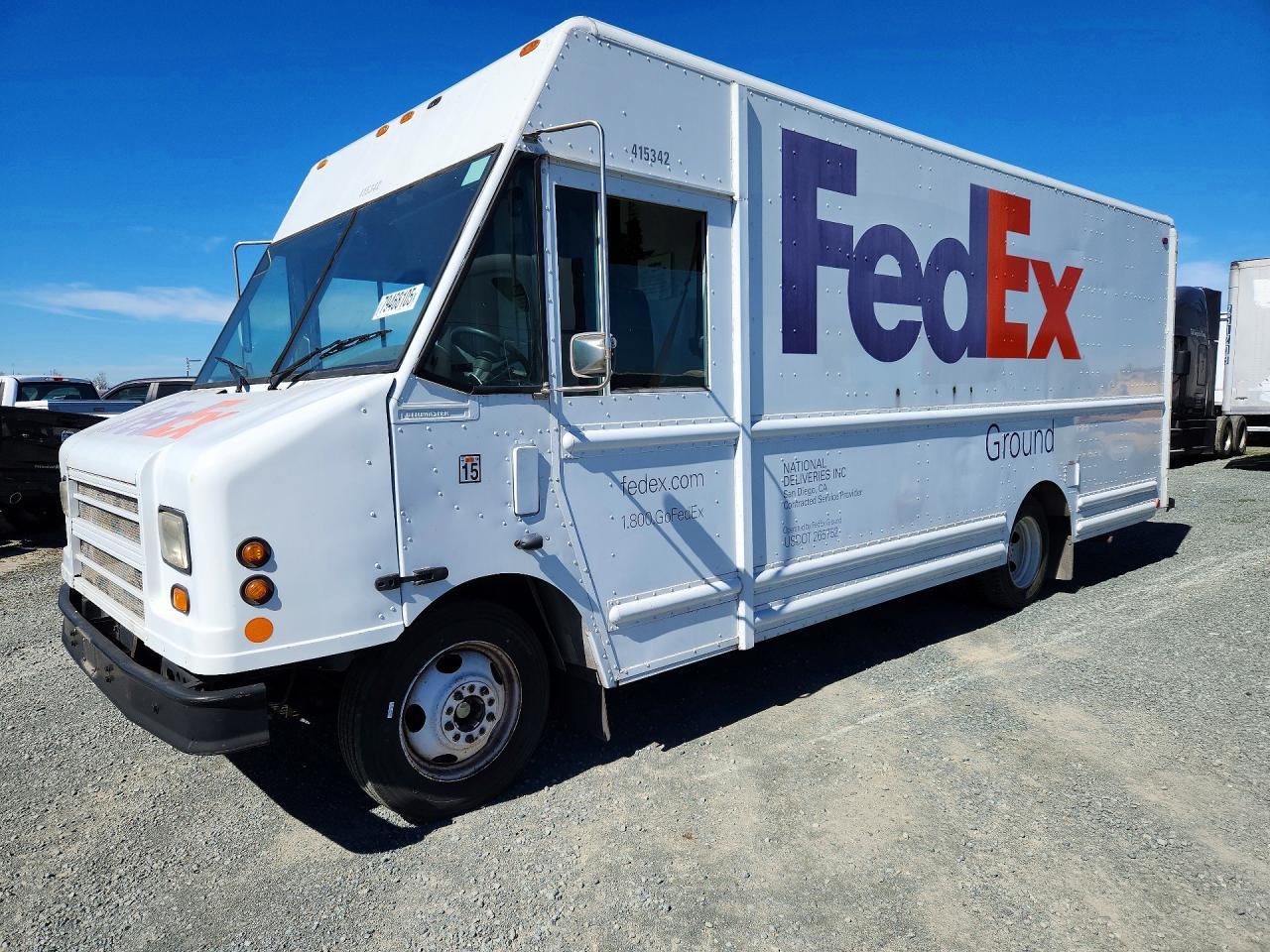 2001 Workhorse Custom Chassis P42 Delivery Truck