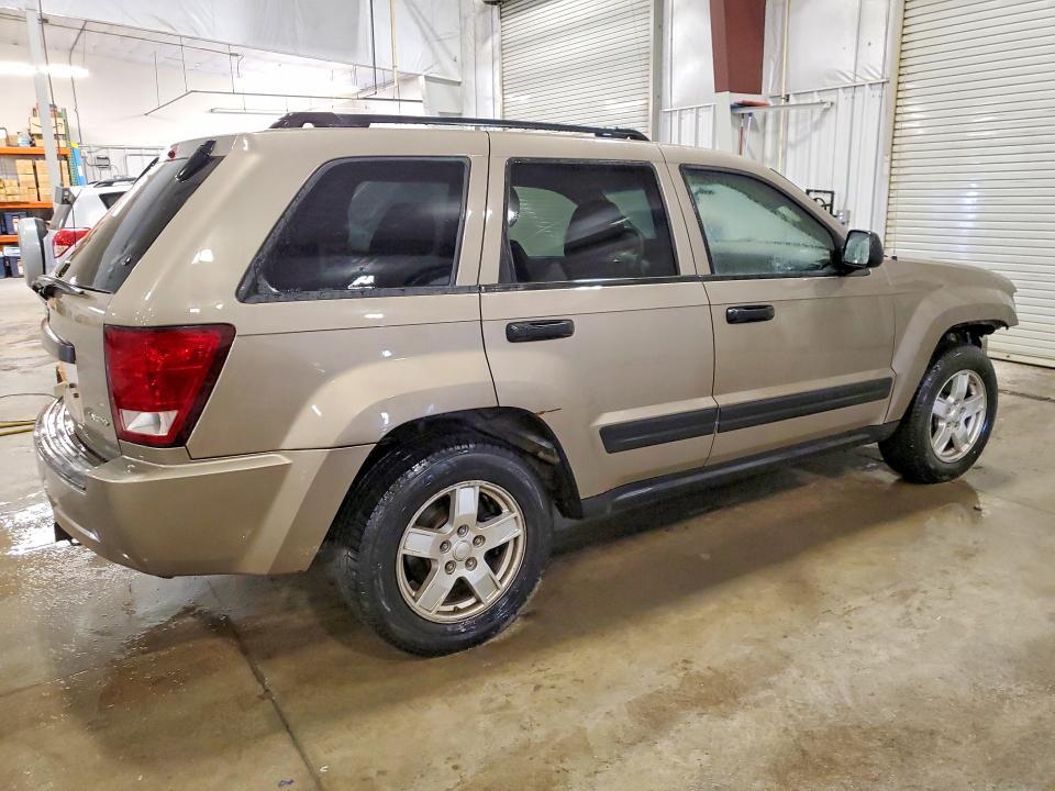 2005 Jeep Grand Cherokee Laredo