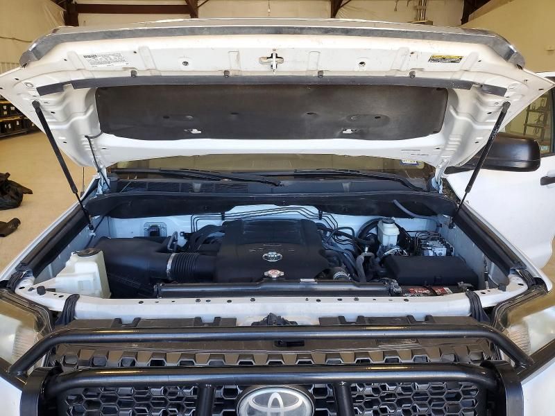 2018 Toyota Tundra Crewmax SR5