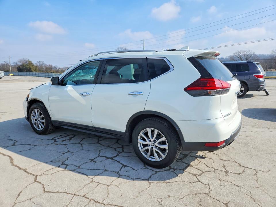 2017 Niss Rogue sv