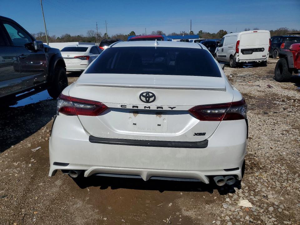 2021 Toyota Camry xse