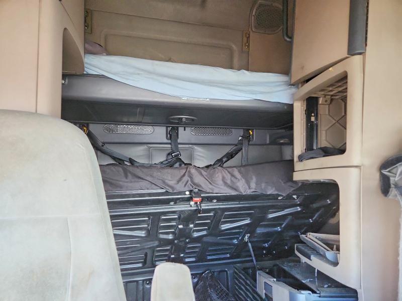 2016 Freigliner 2016 Freightliner Cascadia 125 Semi Truck