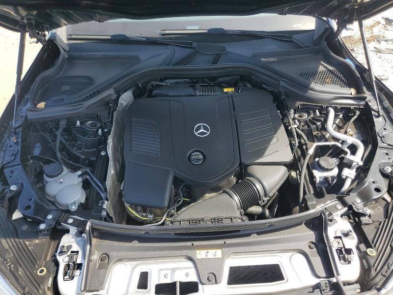 2025 Mercedes-Benz Glc 300