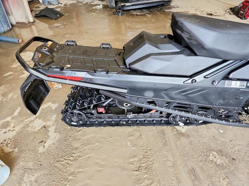 2024 Skidoo Summit X85