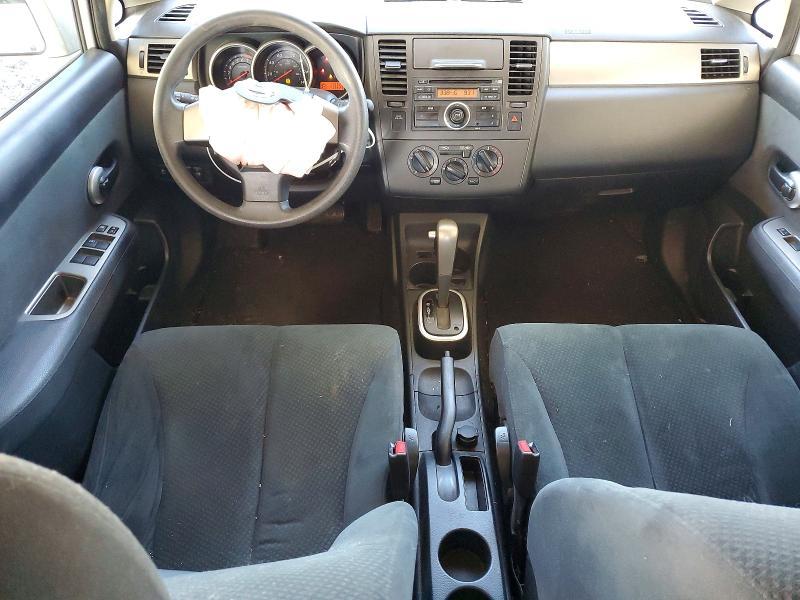 2012 Niss Versa s