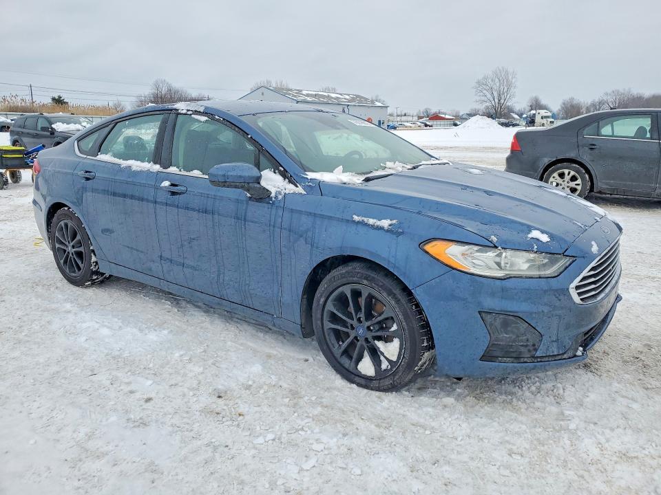 2019 Ford Fusion se