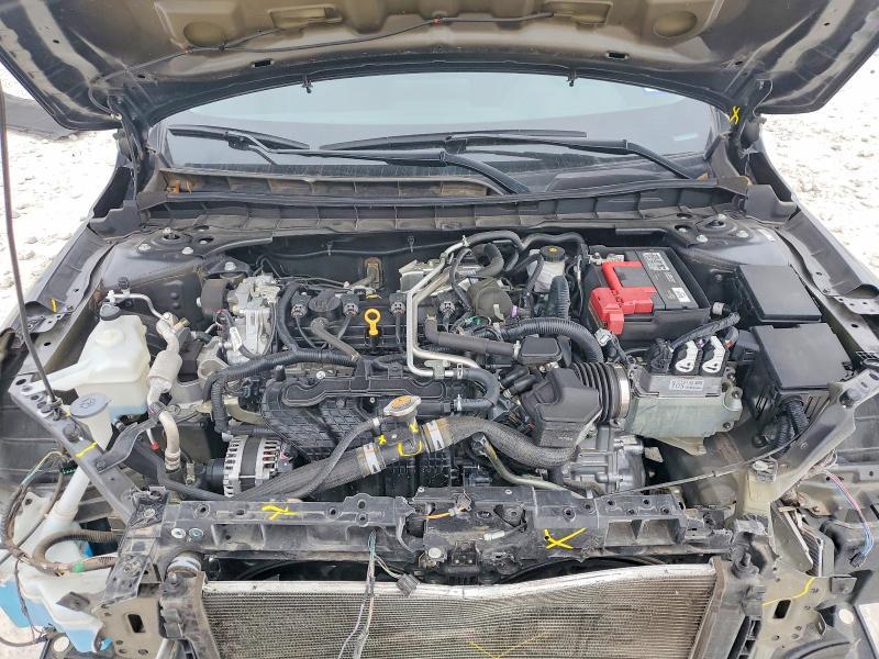 2024 Niss Altima 2.5 sr