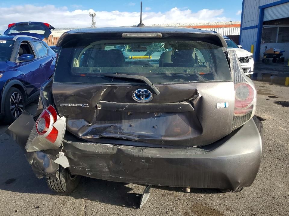 2013 Toyota Prius c