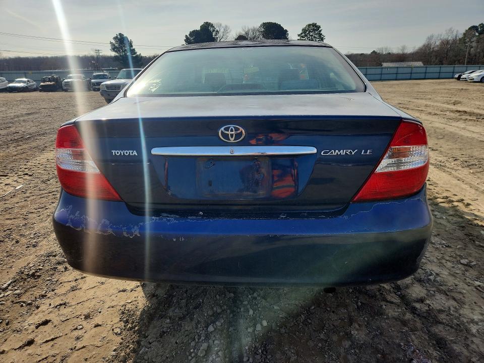 2003 Toyota Camry le