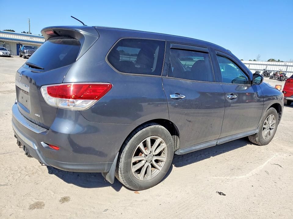 2013 Nissan Pathfinder s