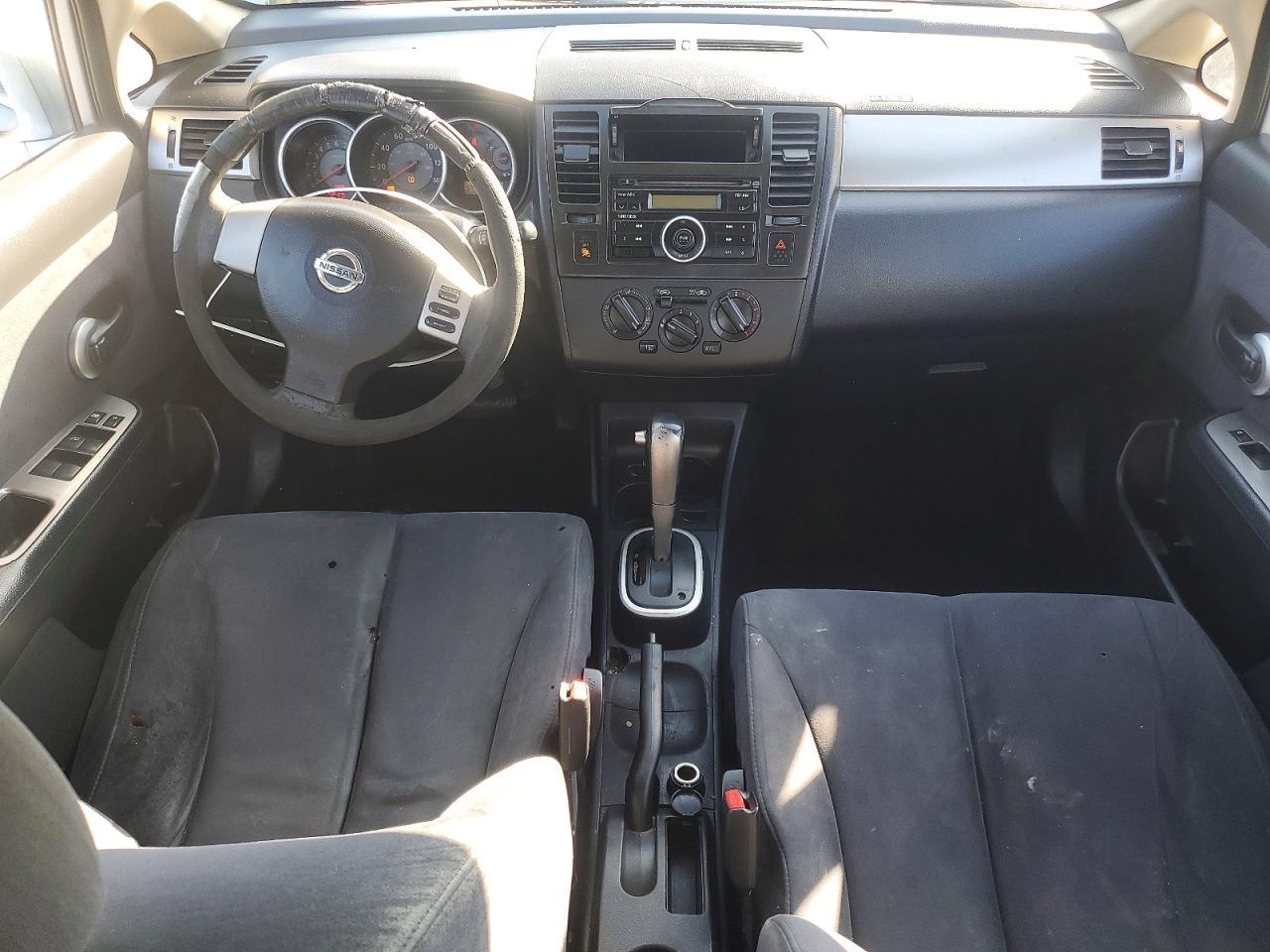 2009 Nissan Versa s