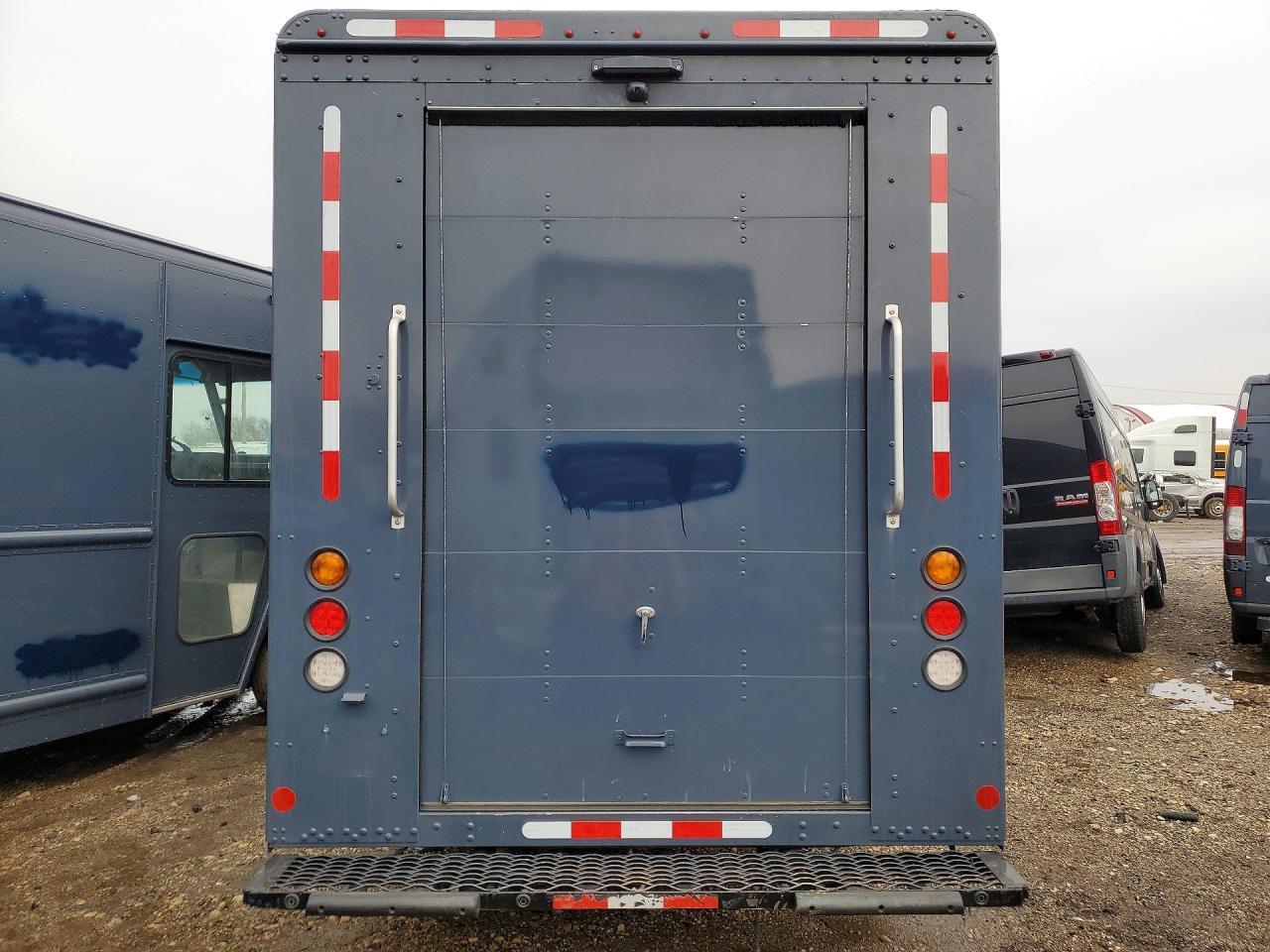 2020 Freightliner Chassis M Line WALK-IN Van