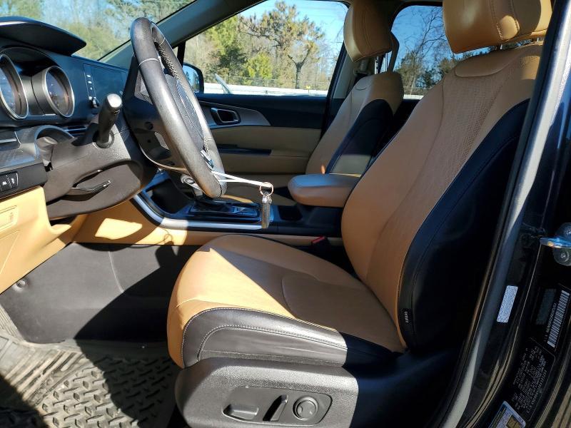 2024 KIA Carnival lx