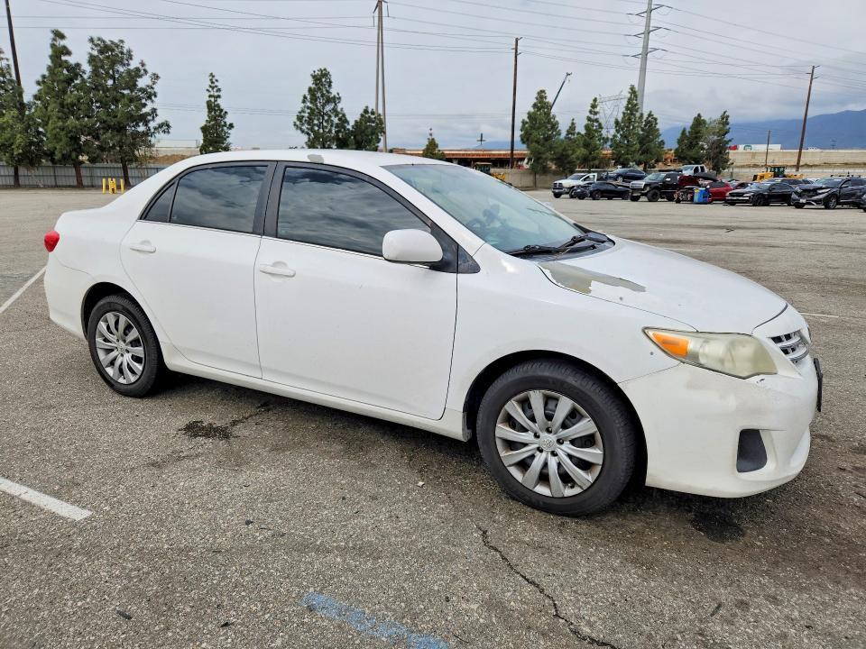 2013 Toyota Corolla le
