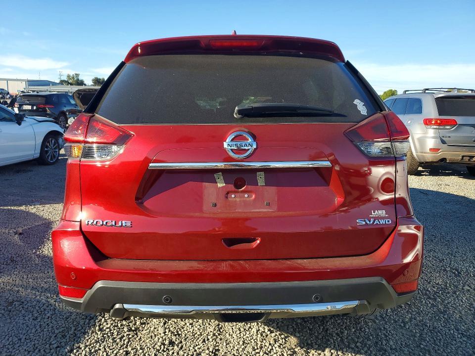 2020 Nissan Rogue sv