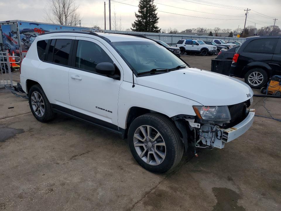 2016 Jeep Compass Sport