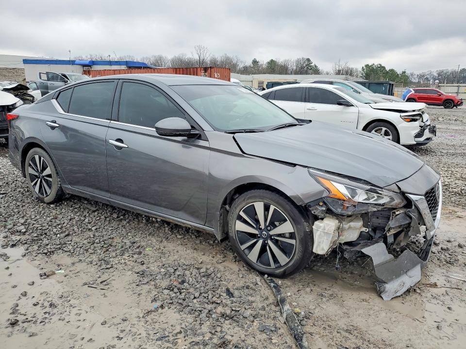 2022 Nissan Altima sl