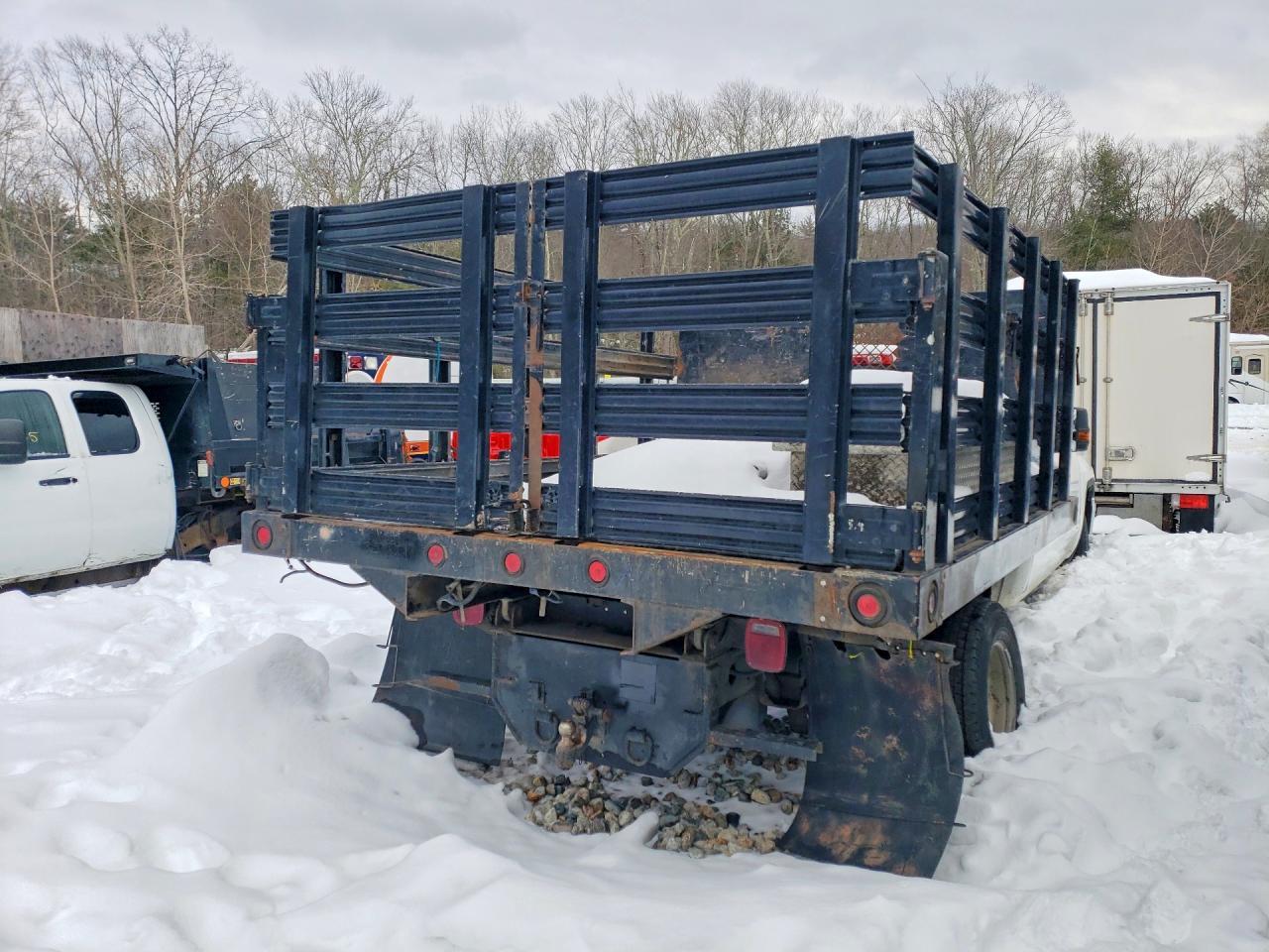 2015 GMC Sierra Flatbed Truck