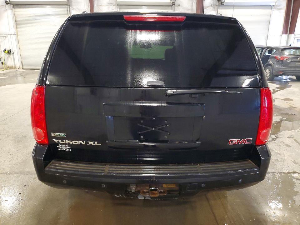 2011 GMC Yukon xl K1500 slt