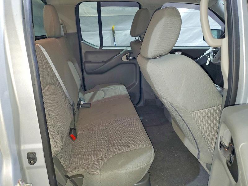2020 Nissan Frontier s