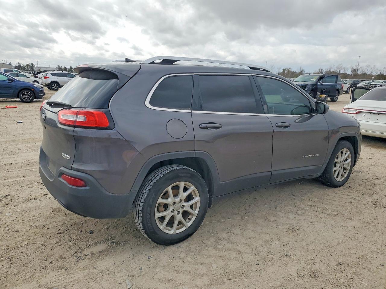 2018 Jeep Cherokee Latitude Plus