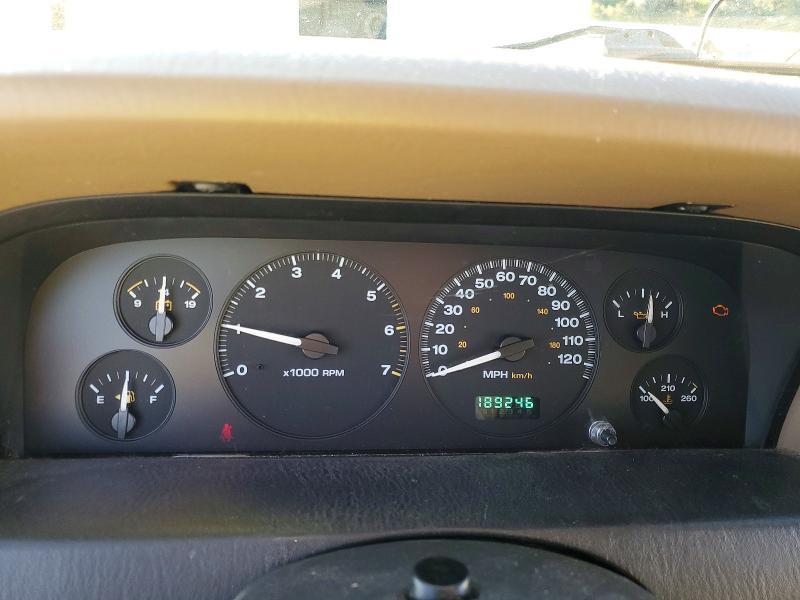 2004 Jeep Grand Cherokee Laredo