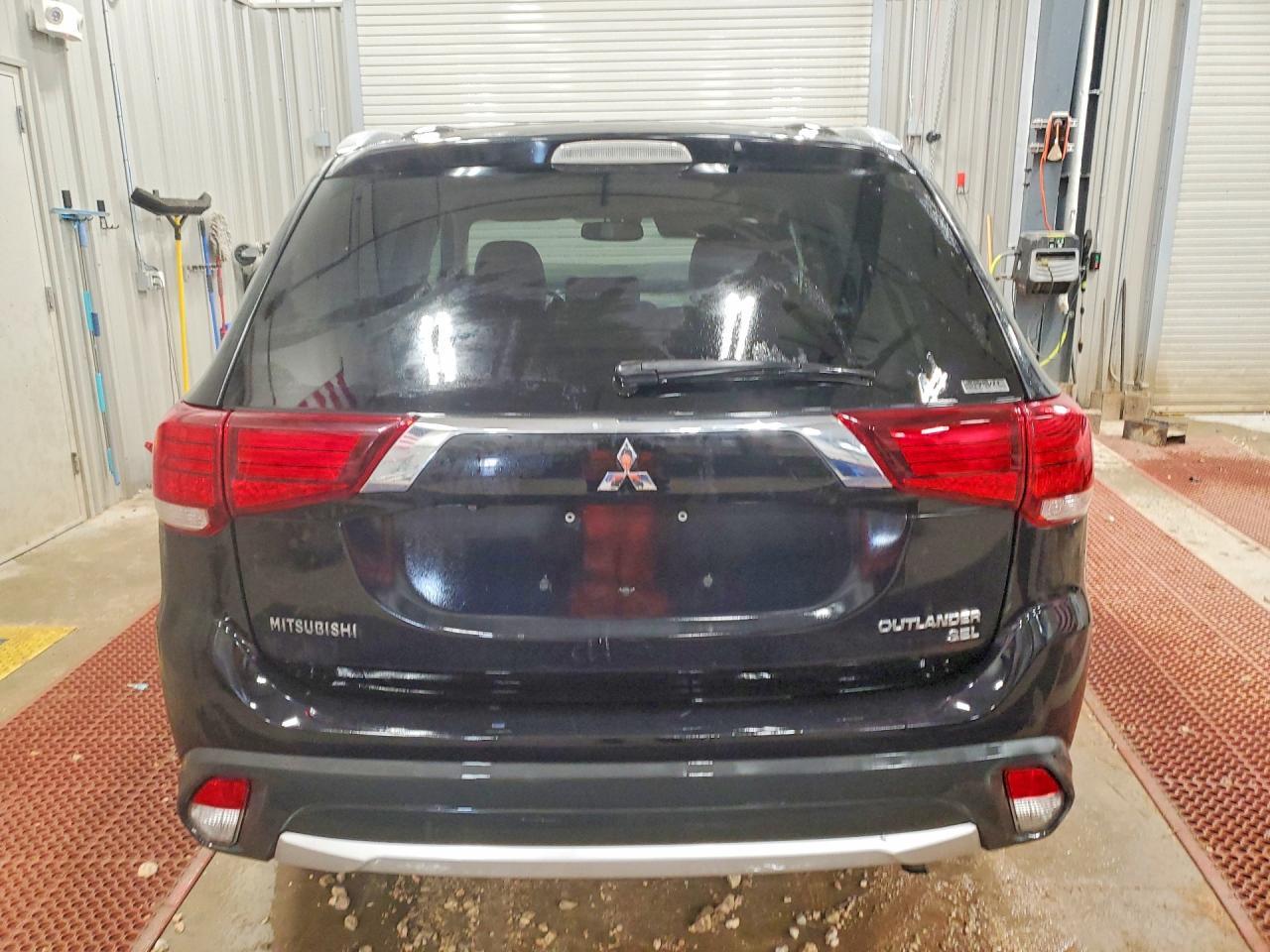 2018 Mitsubishi Outlander se