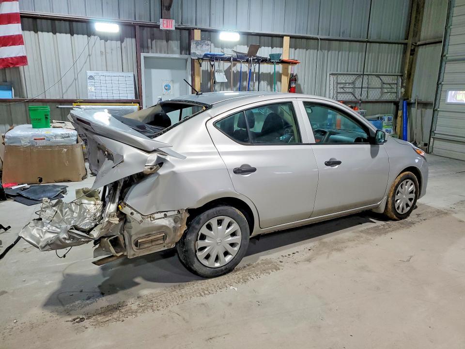 2018 Niss Versa s Plus
