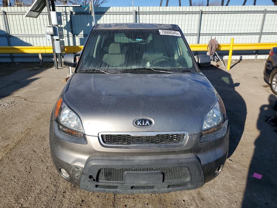2010 KIA Soul +