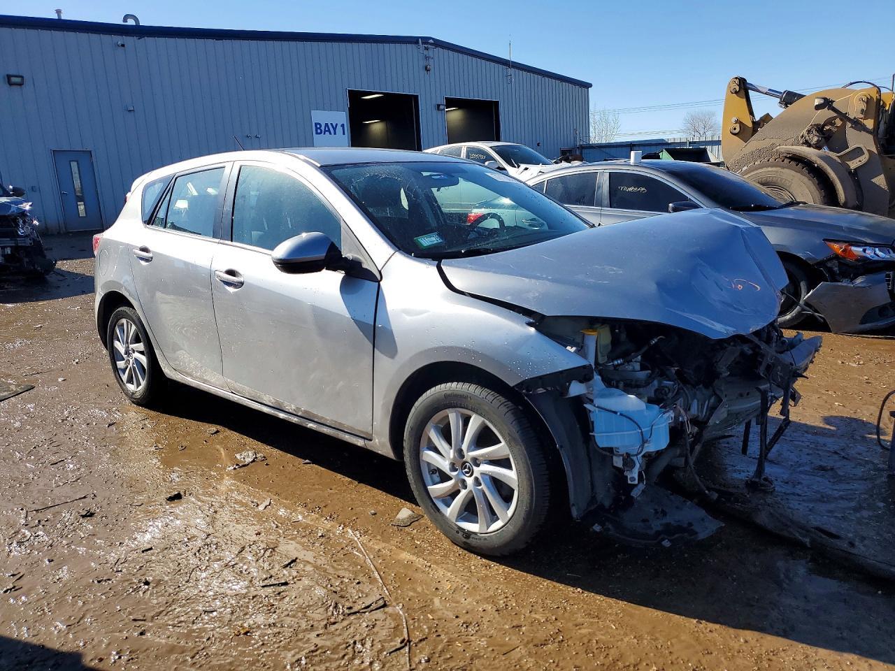 2013 Mazda 3 I