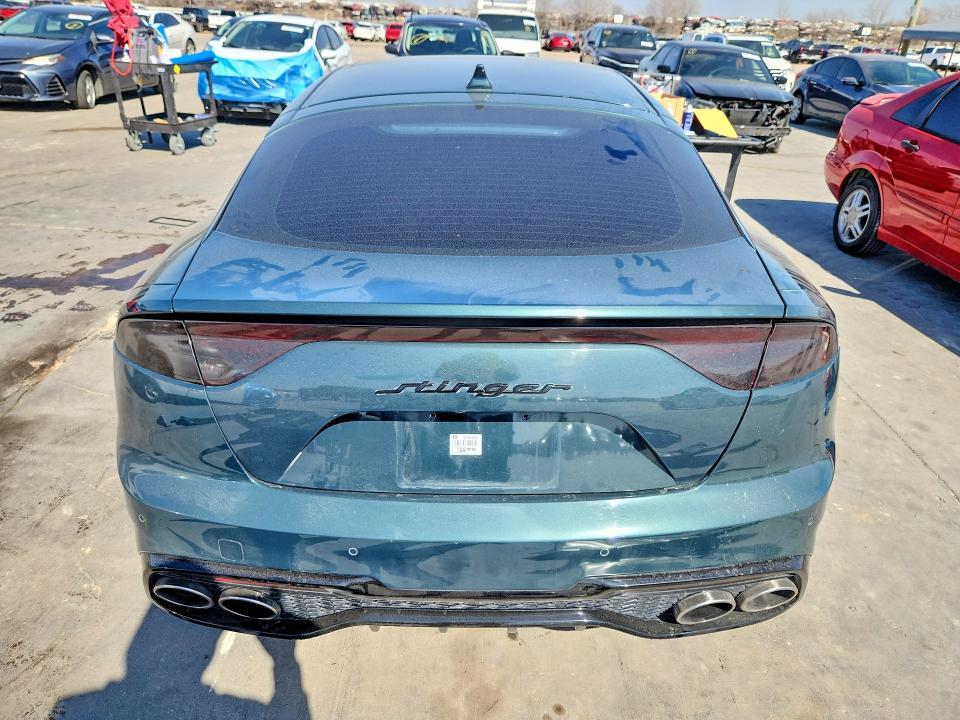 2022 KIA Stinger GT1
