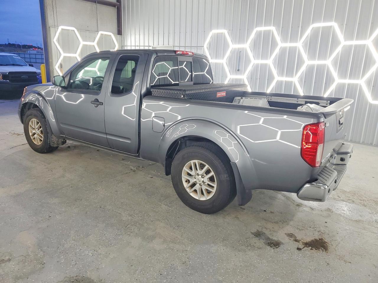 2020 Nissan Frontier SV