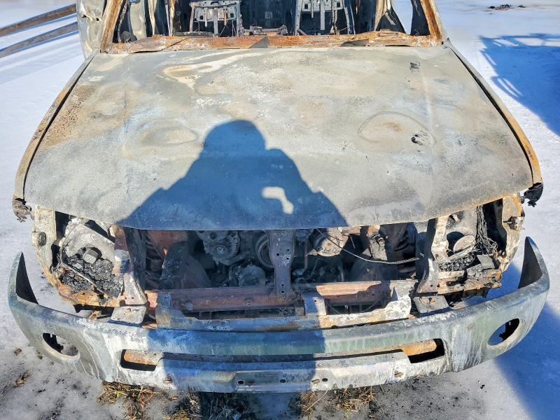 2006 Nissan Frontier Crew cab le