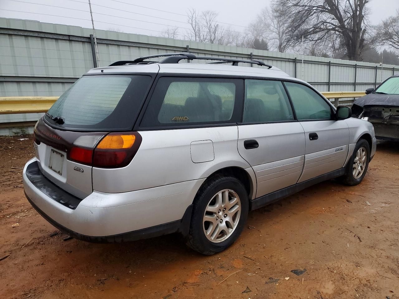 2004 Subaru Legacy Outback awp