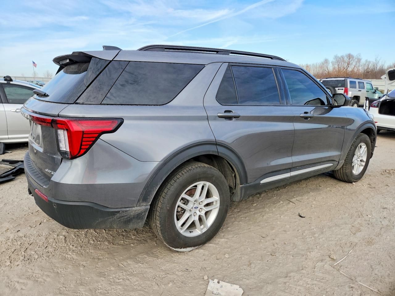 2025 Ford Explorer Active