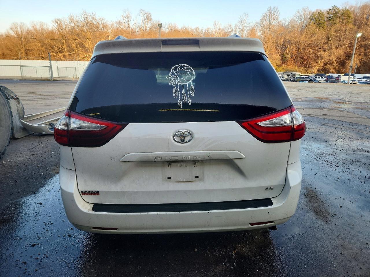 2016 Toyota Sienna le 8-passenger
