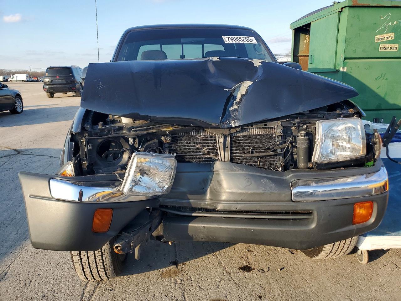2000 Toyota Tacoma Base