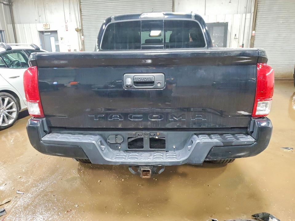 2017 Toyota Tacoma SR V6