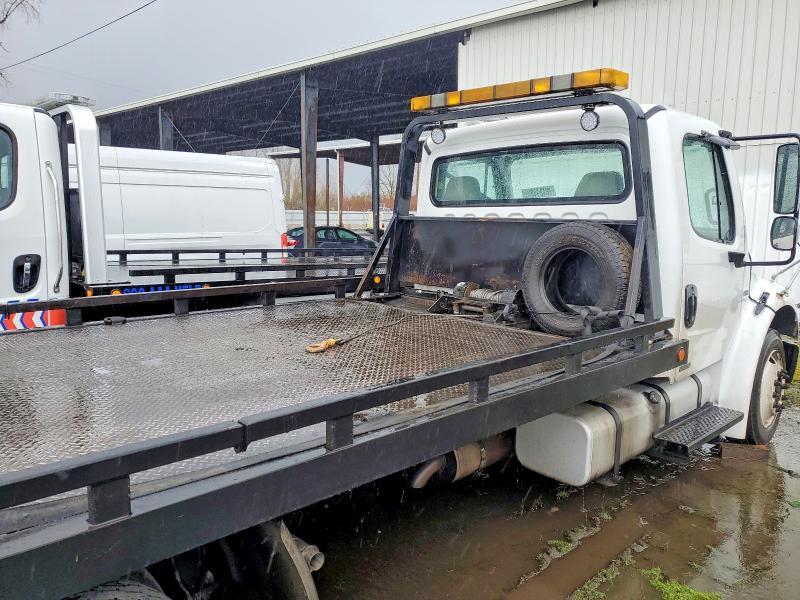 2006 Freightliner Business Class M2 Rollback tow Truck