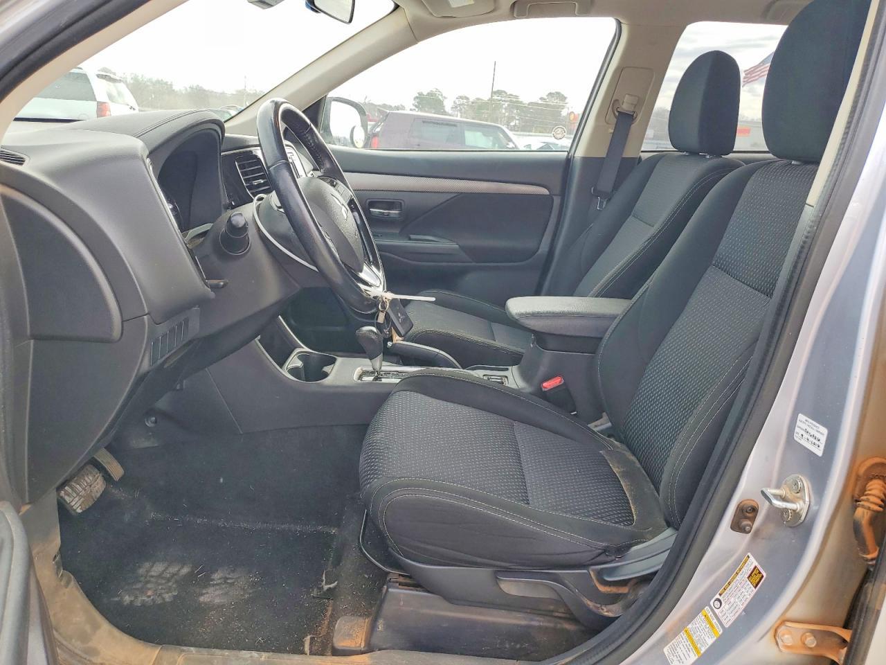 2016 Mitsubishi Outlander se