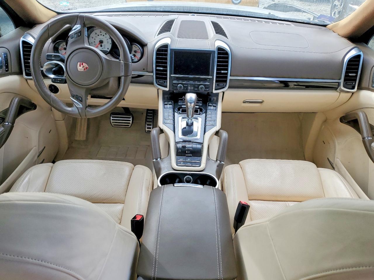2011 Porsche Cayenne s