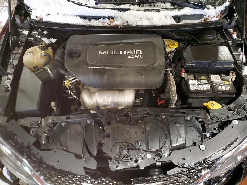 2015 Chrysler 200 c