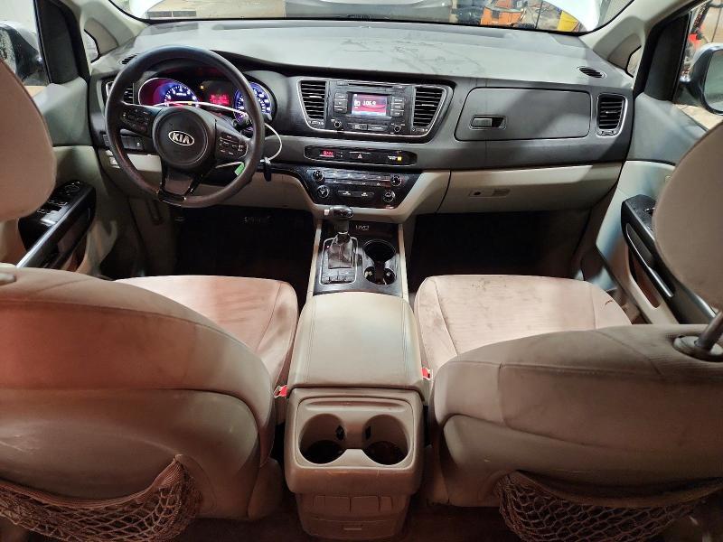 2015 KIA Sedona lx