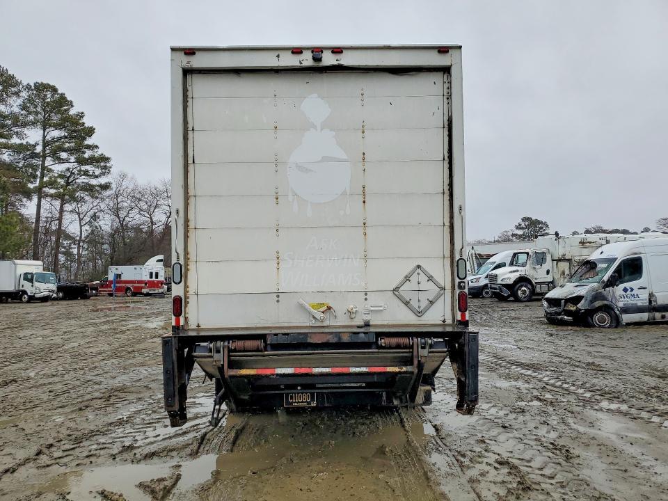 2017 Ford F650 Super Duty box Truck