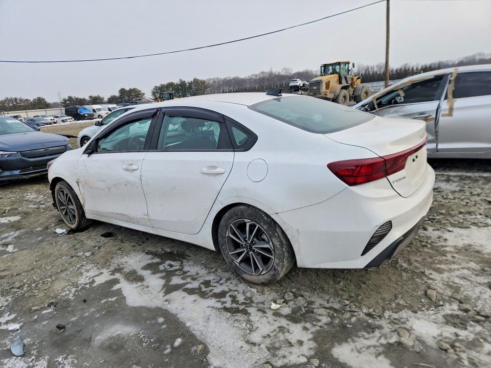 2023 KIA Forte lxs