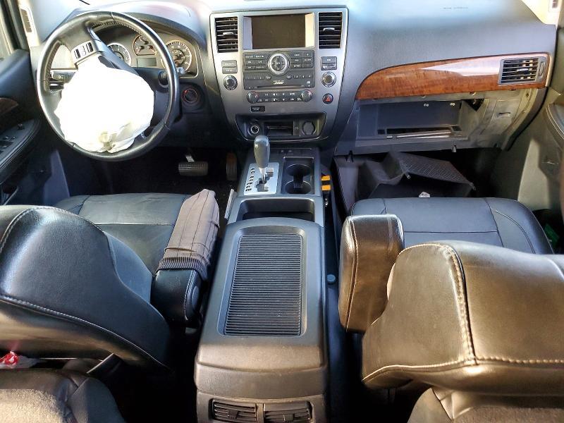 2010 Nissan Armada se